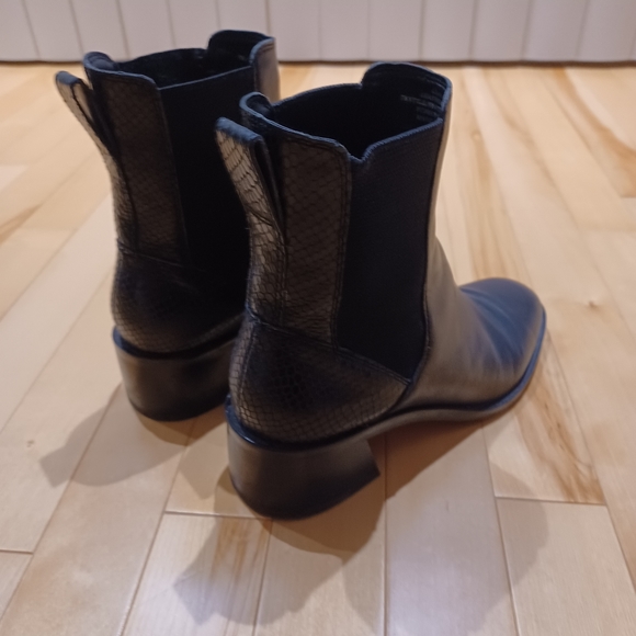 Dolce Vita black ankle boots - Picture 5 of 10